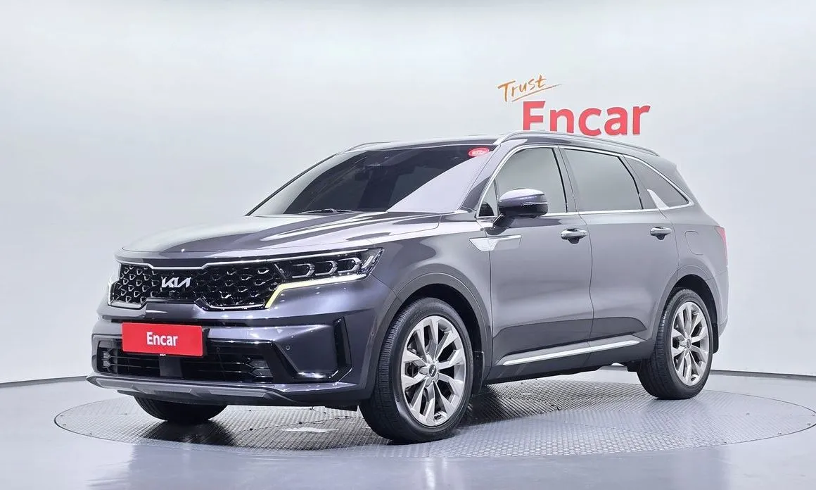 Kia Sorento — фото 1