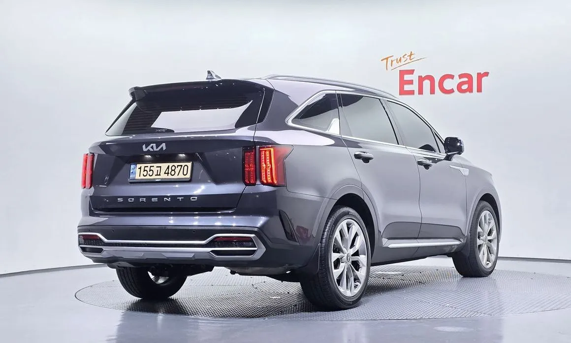 Kia Sorento — фото 6