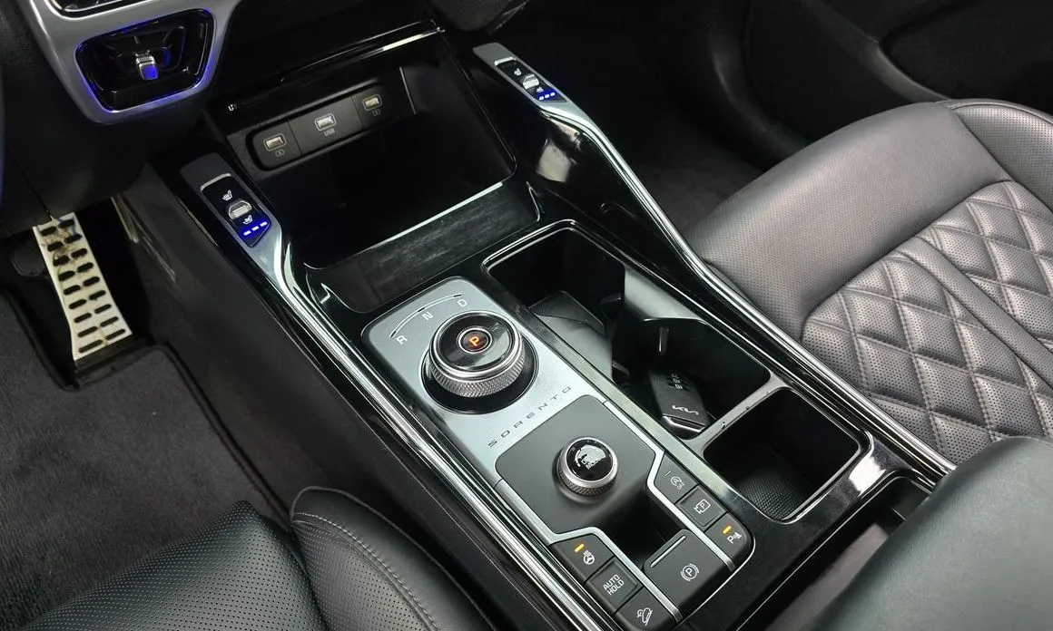 Kia Sorento — фото 2