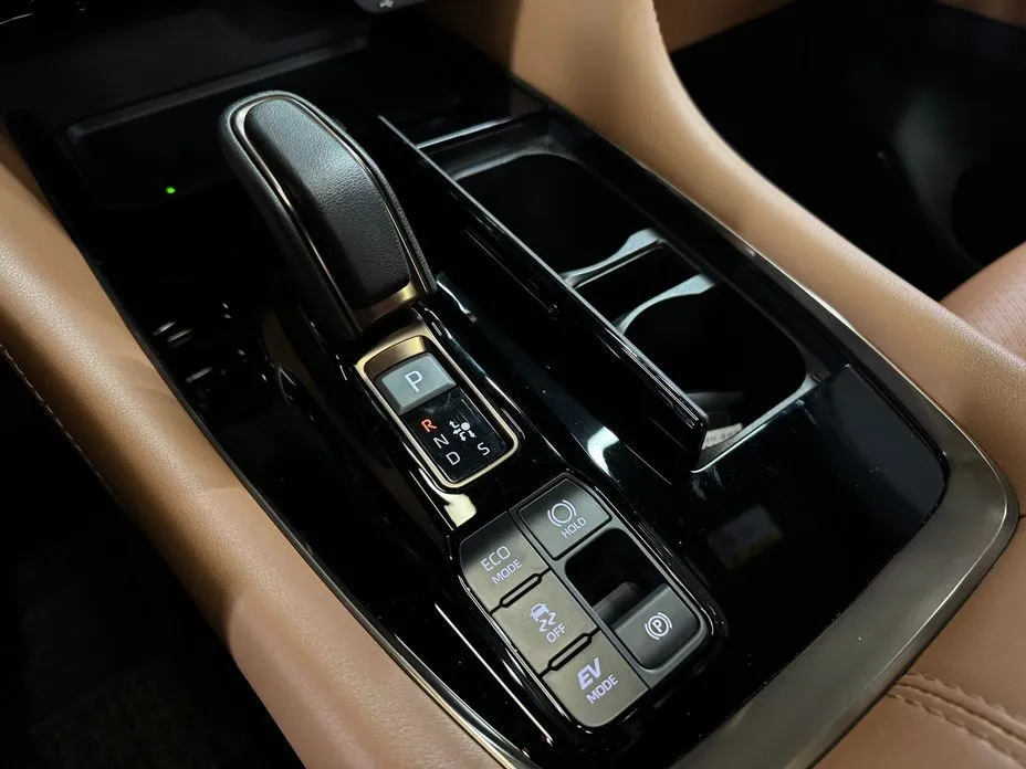Toyota Alphard 2024 из KR, фото 8