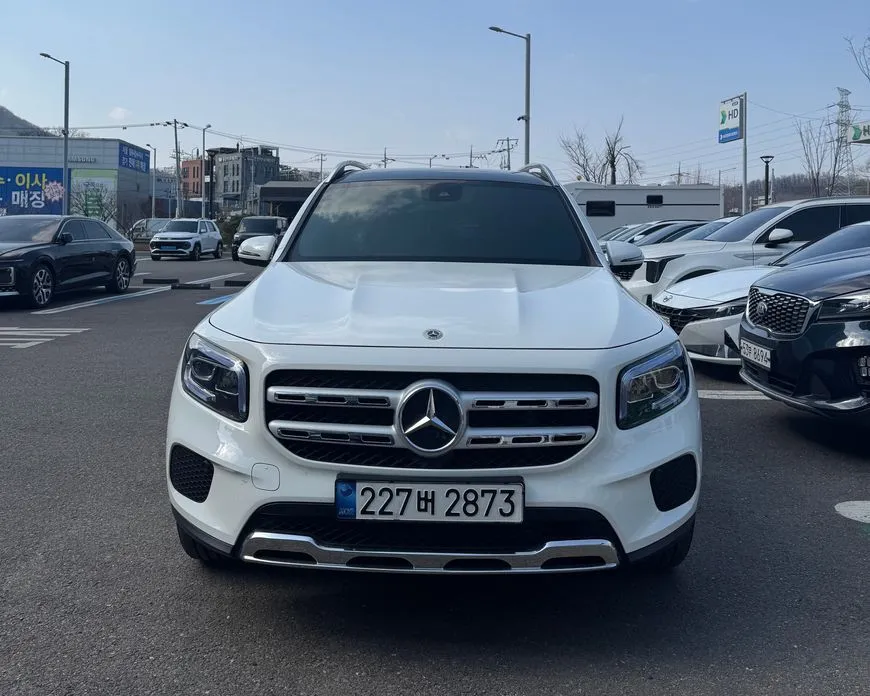 Mercedes-Benz GLB-Class — фото 4
