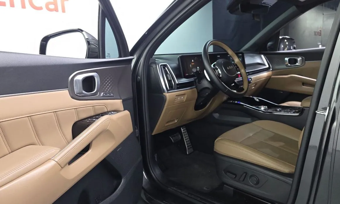 Kia Sorento — фото 5