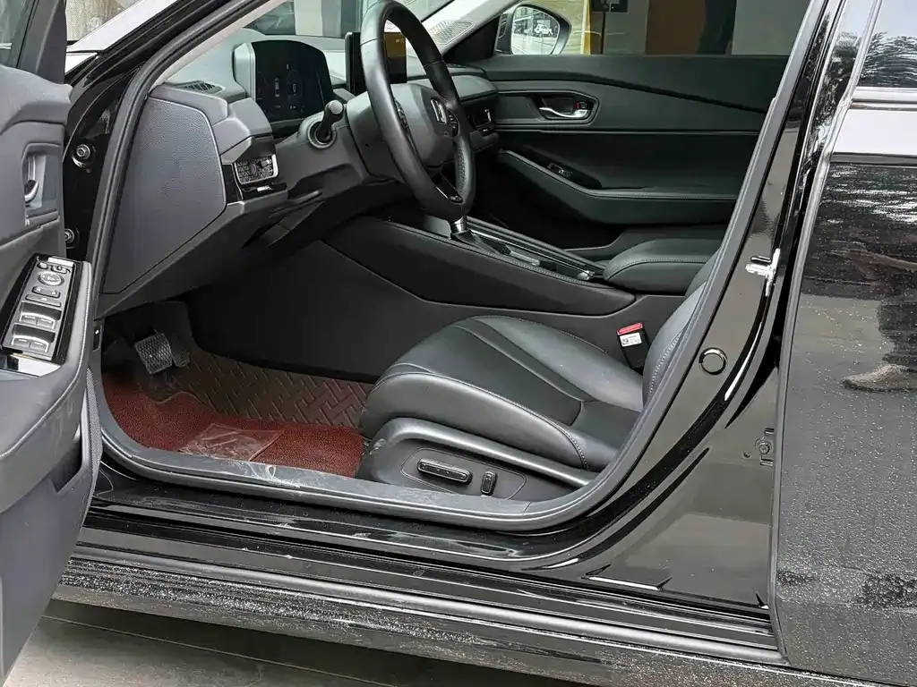 Honda Inspire 2024 из CN, фото 5