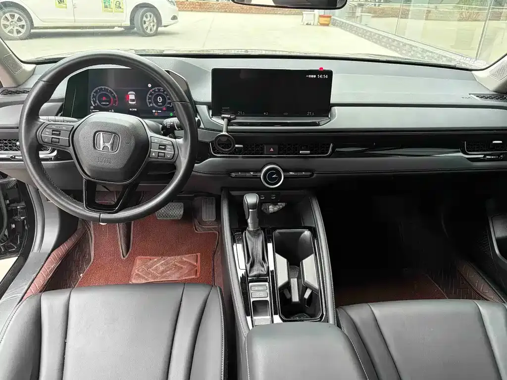 Honda Inspire 2024 из CN, фото 4