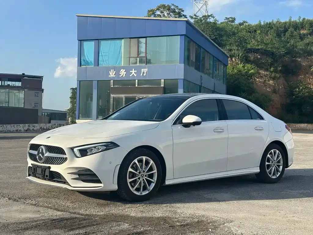 Mercedes-Benz A-Class — фото 1