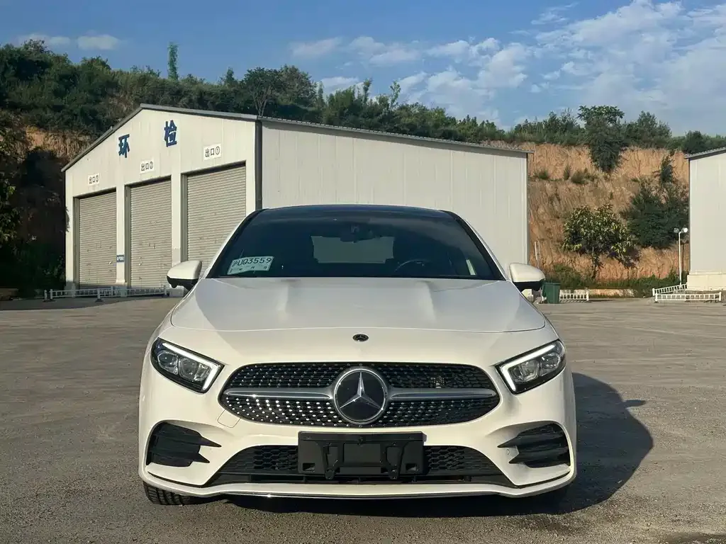 Mercedes-Benz A-Class — фото 8