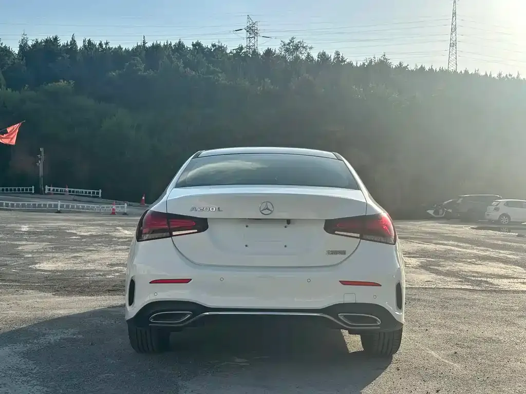 Mercedes-Benz A-Class — фото 9