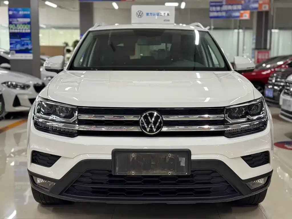 Volkswagen Tharu — фото 10