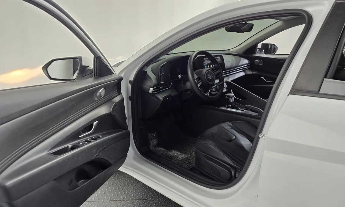 Hyundai AVANTE 2022 из KR, фото 8