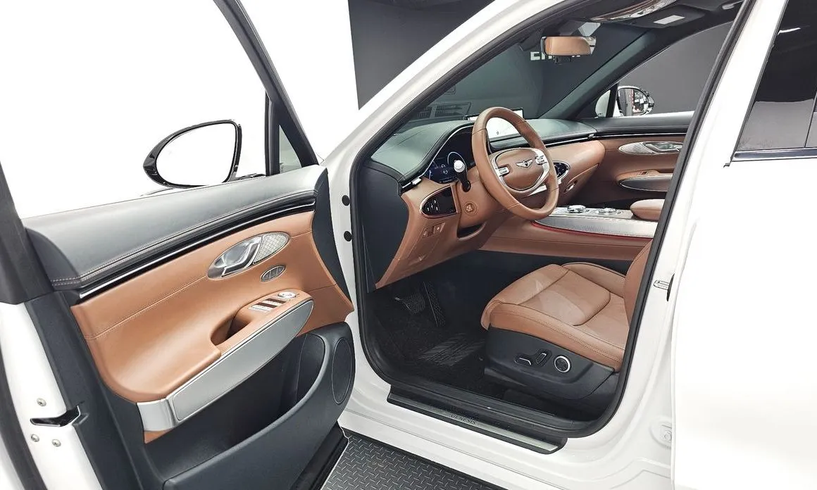 Genesis GV70 — фото 10