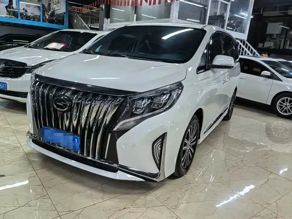 GAC Motor Trumpchi M8 — фото 1