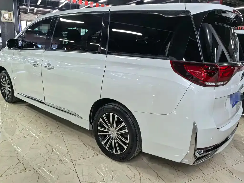 GAC Motor Trumpchi M8 — фото 4