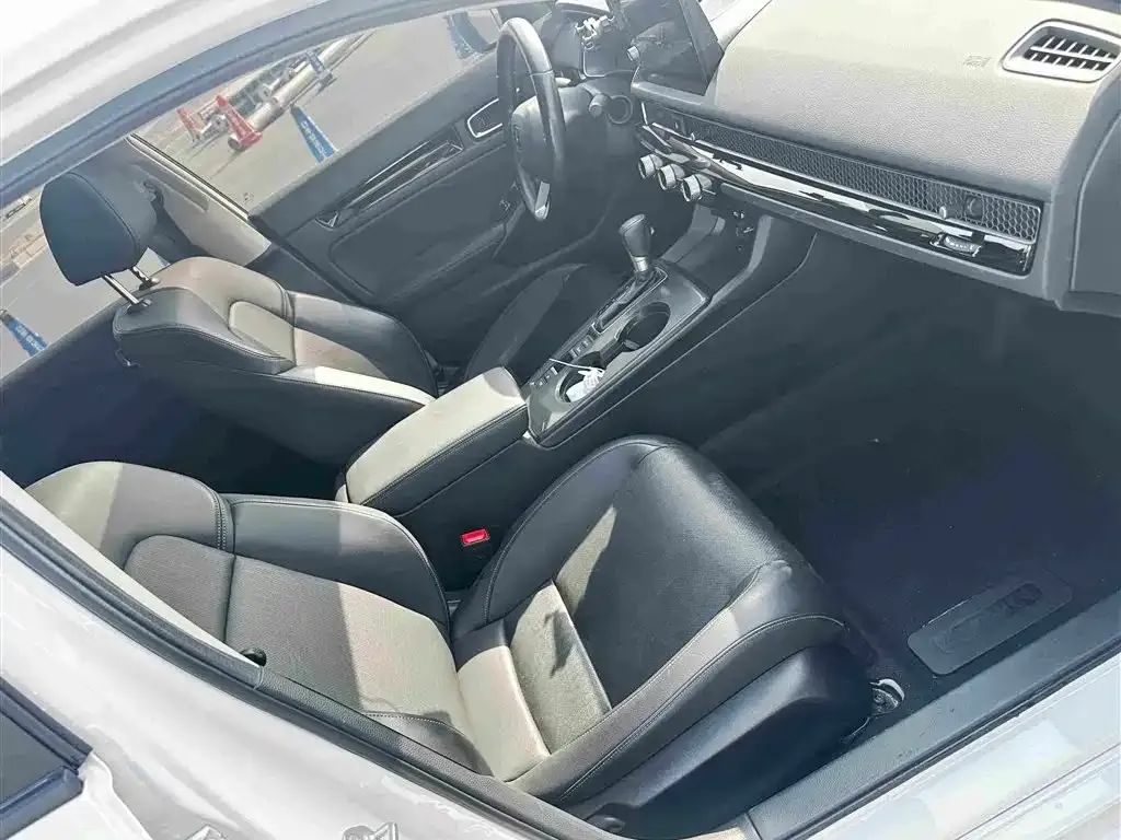 Honda Civic — фото 7