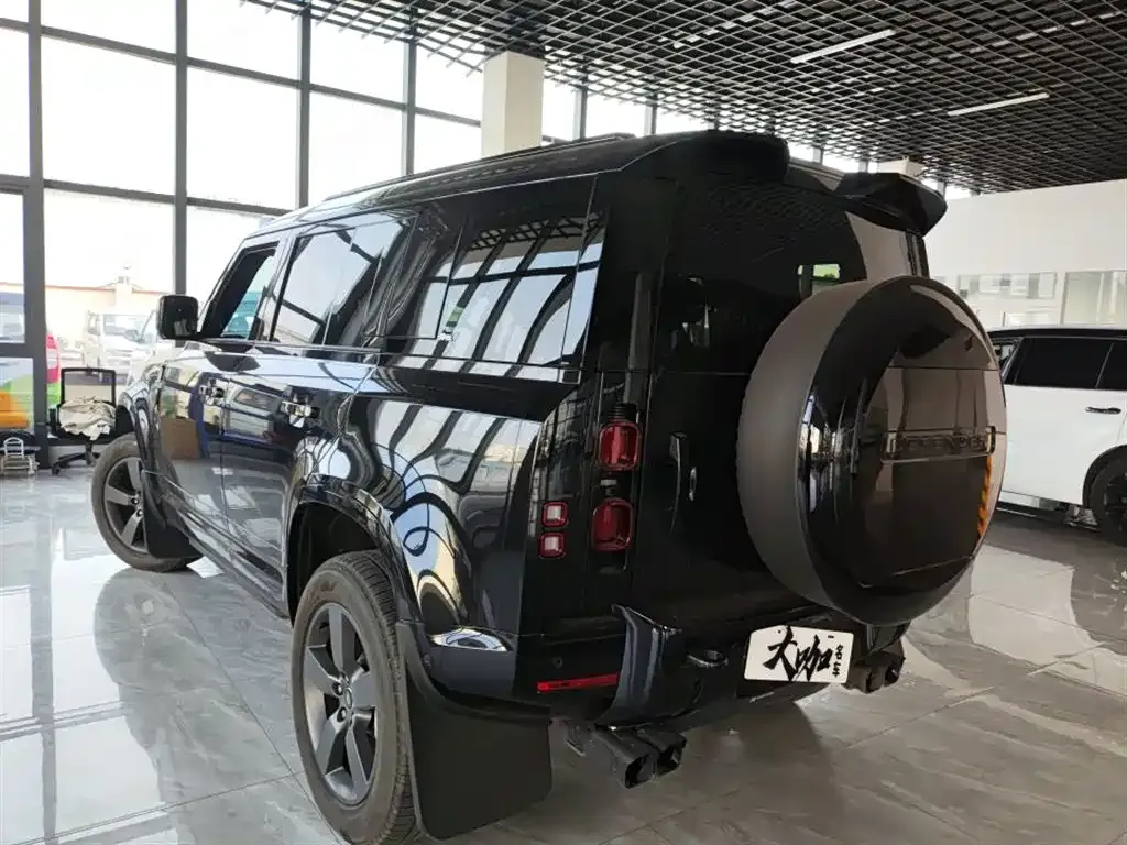 Land Rover Defender — фото 3