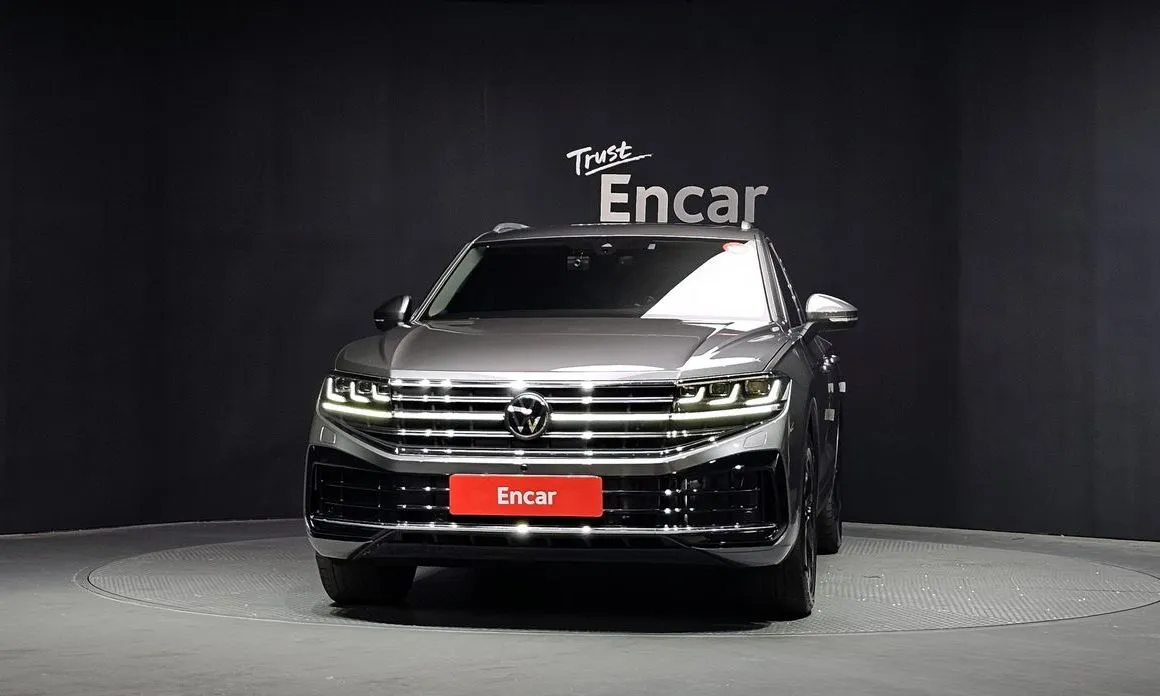 Volkswagen Touareg — фото 3
