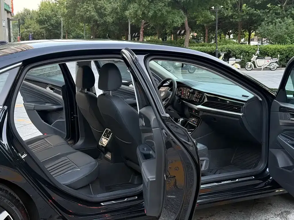 Volkswagen Passat — фото 5