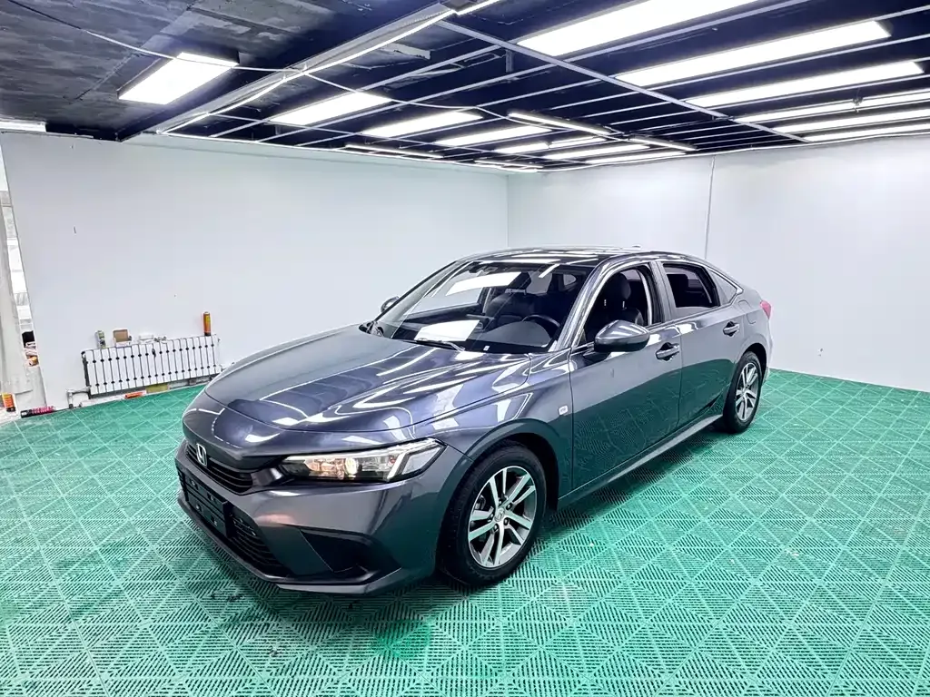 Honda Civic — фото 1