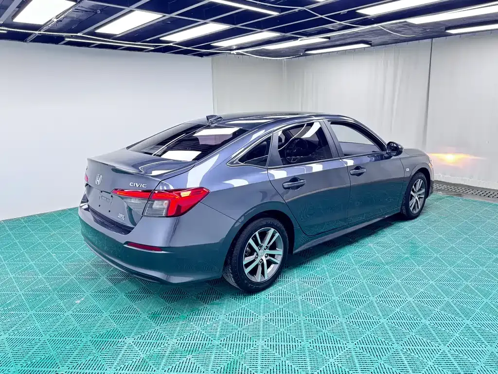 Honda Civic — фото 7