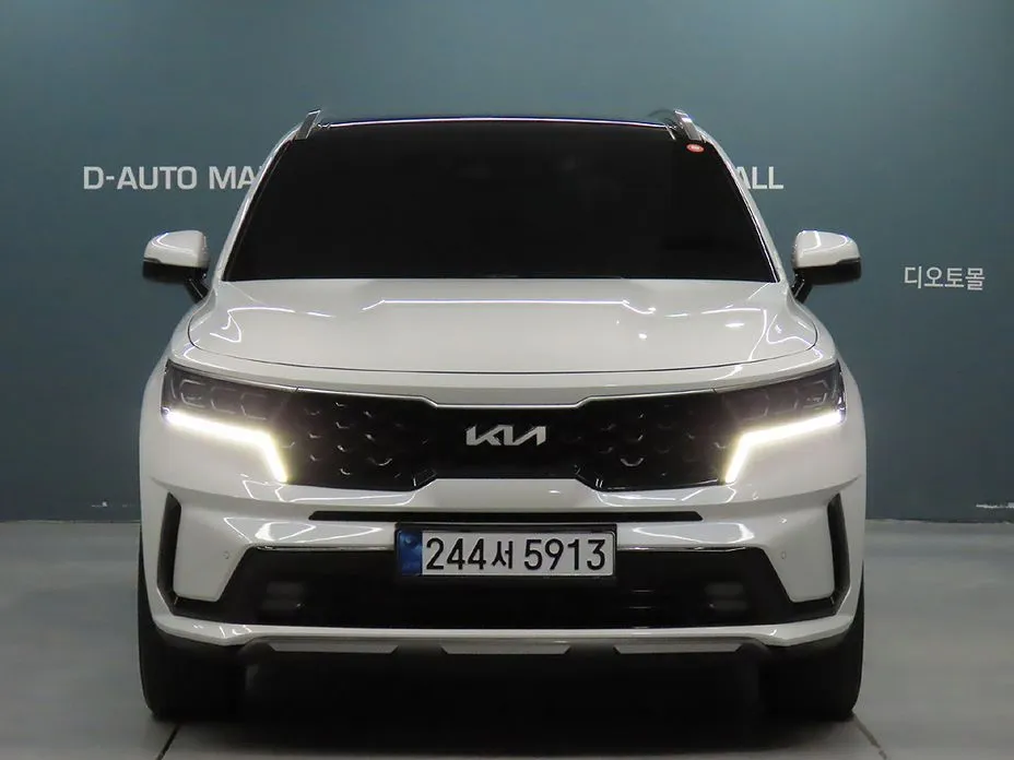 Kia Sorento — фото 7