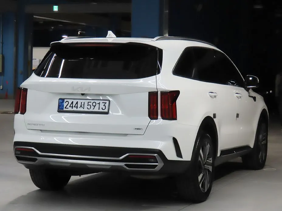 Kia Sorento — фото 4