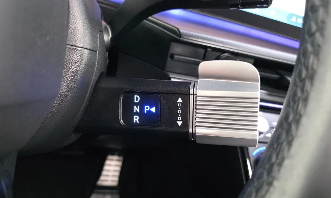 Hyundai Santafe — фото 2