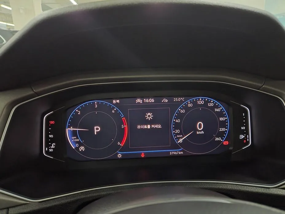 Volkswagen T-Roc 2022 из KR, фото 5