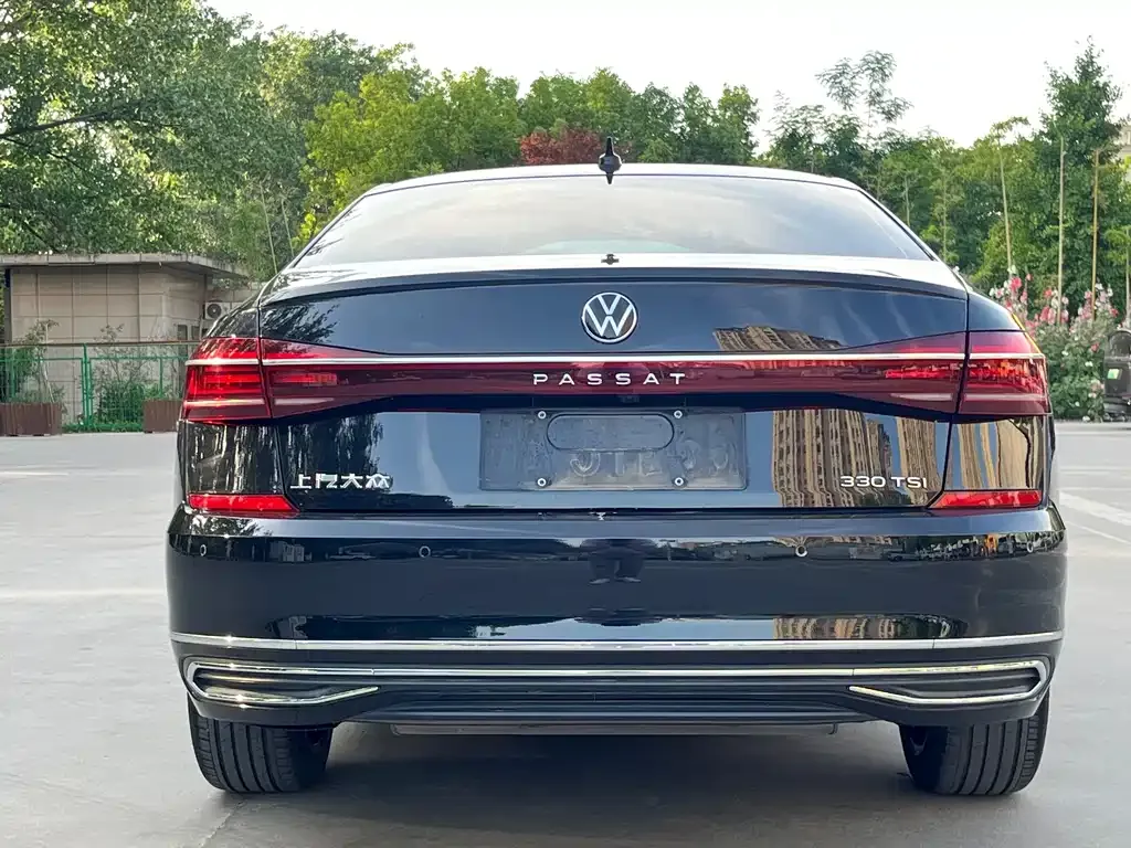 Volkswagen Passat — фото 4