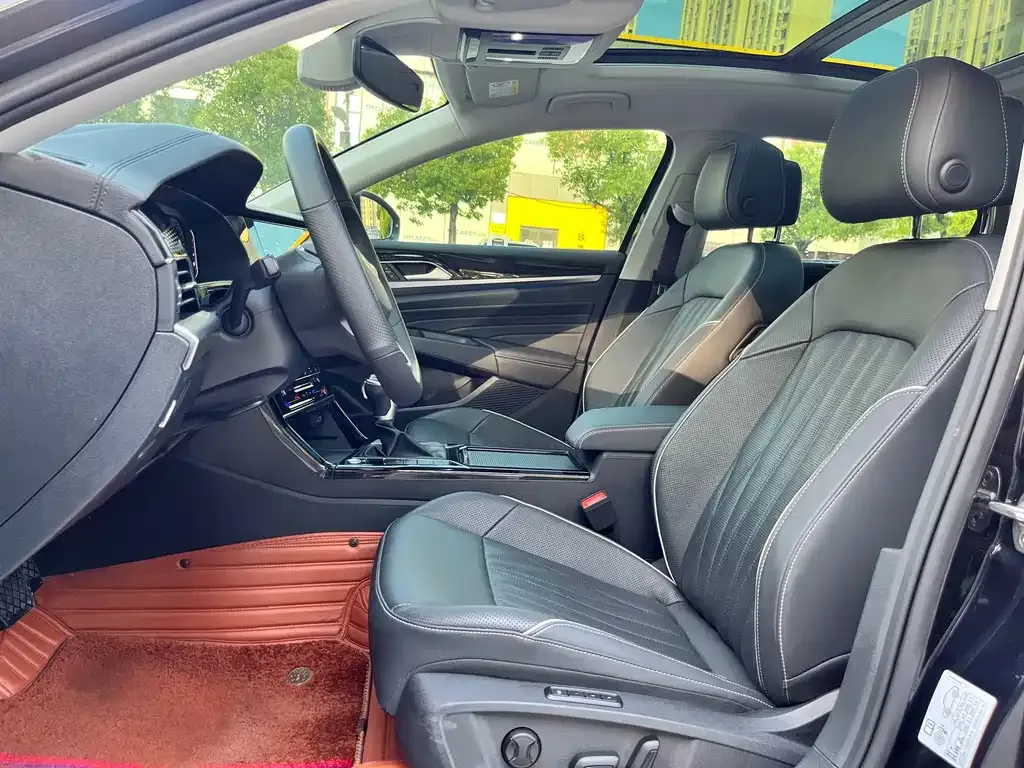 Volkswagen Passat — фото 7