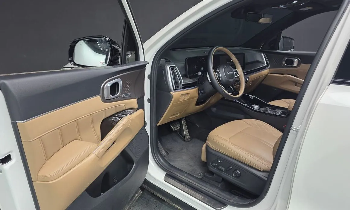 Kia Sorento — фото 9