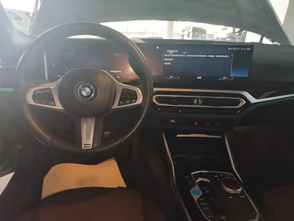 BMW i3 — фото 5