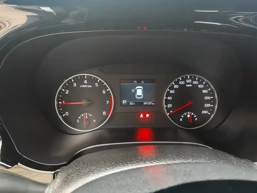 Kia KX3 2022 из CN, фото 8