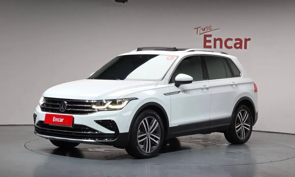 Volkswagen Tiguan — фото 1