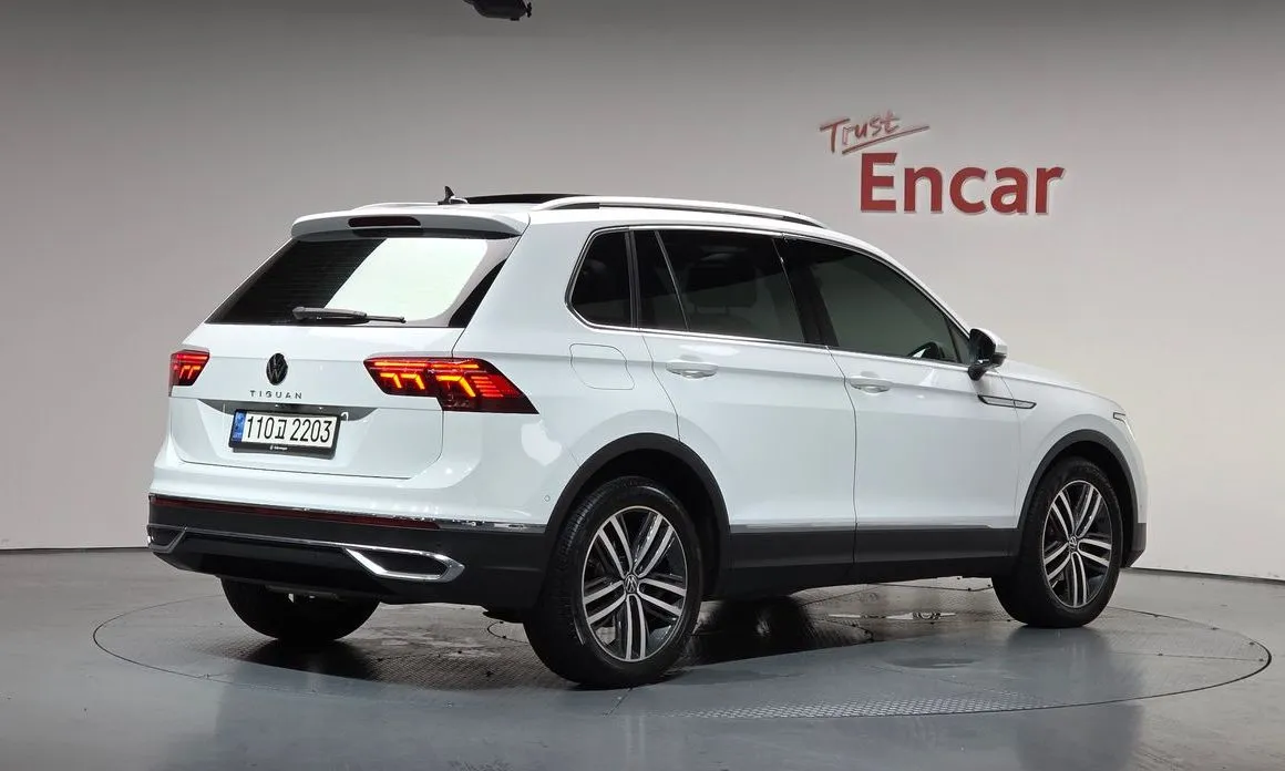 Volkswagen Tiguan — фото 2