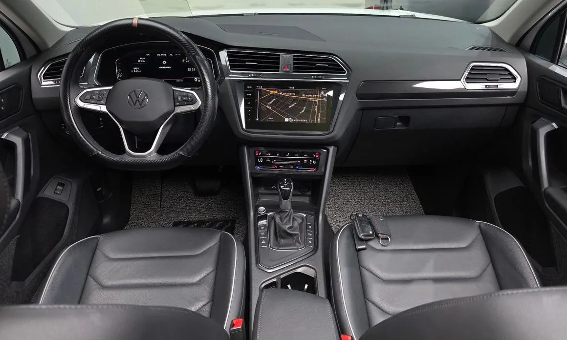 Volkswagen Tiguan — фото 3