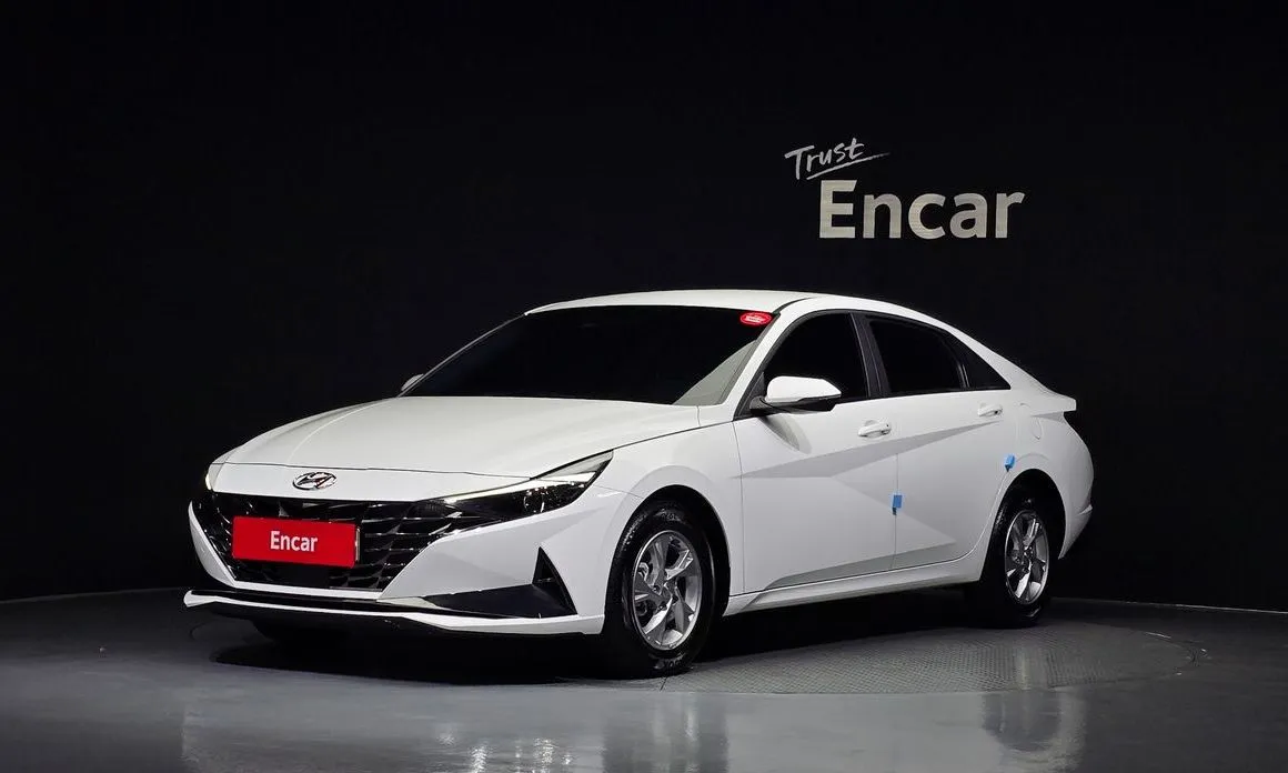 Hyundai AVANTE — фото 1
