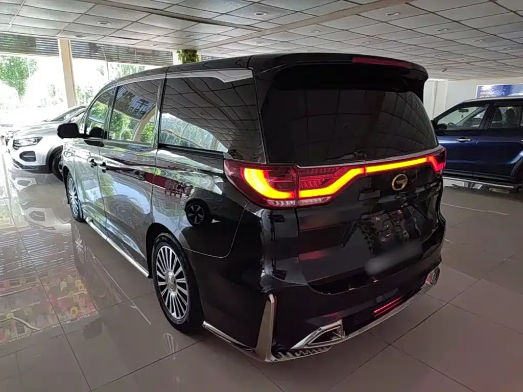 GAC Motor Trumpchi M8 — фото 3