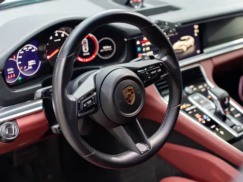 Porsche Panamera — фото 10