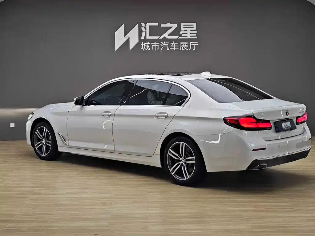 BMW 5 Series — фото 2