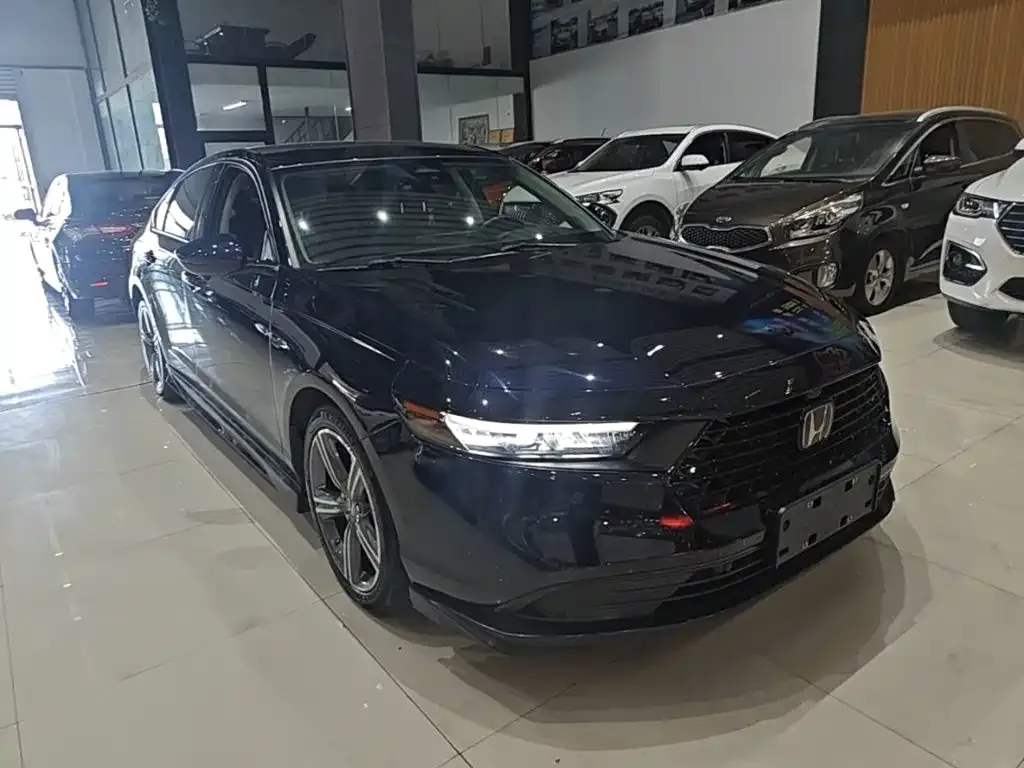 Honda Accord — фото 4