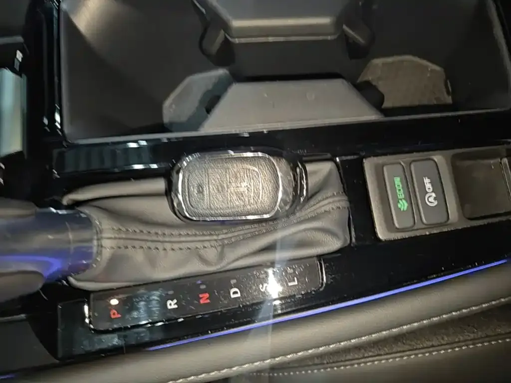 Honda Accord — фото 6