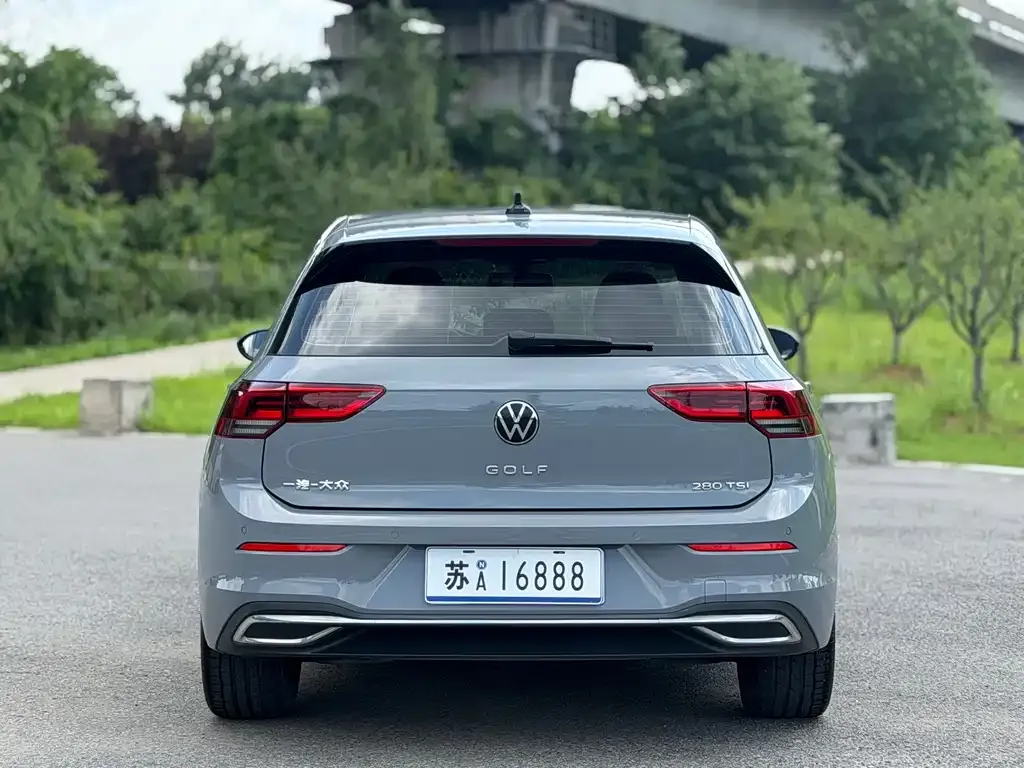 Volkswagen Golf — фото 5
