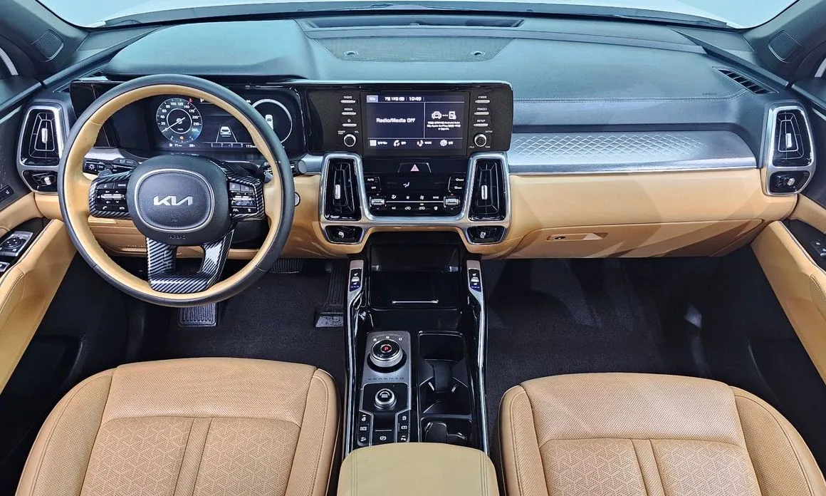 Kia Sorento — фото 9