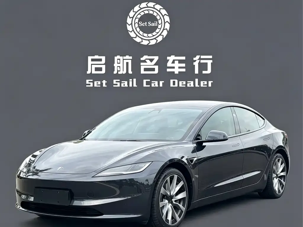 Tesla Model 3 — фото 1