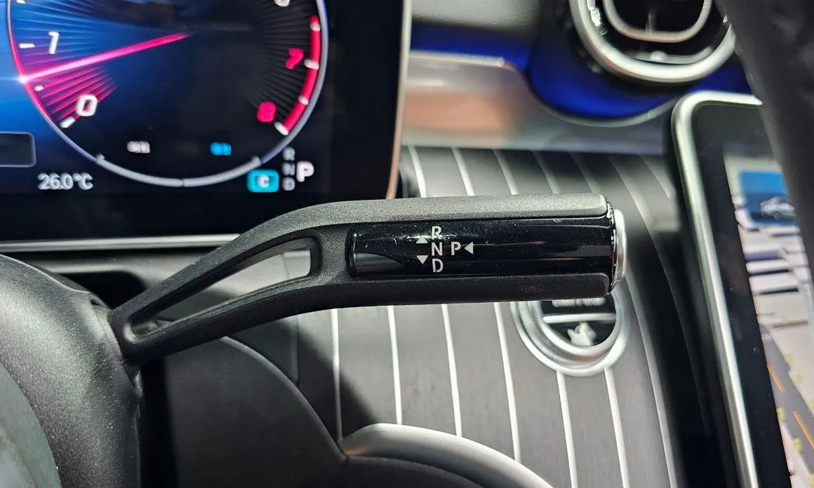 Mercedes-Benz C-Class 2024 из KR, фото 10