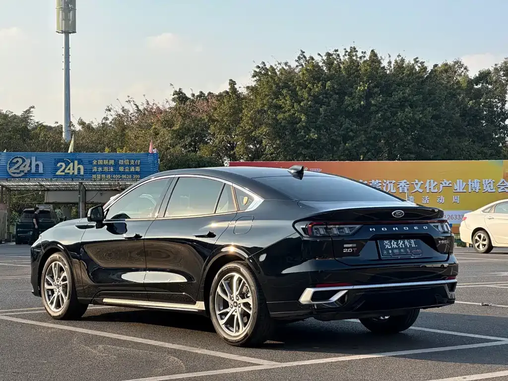 Ford Mondeo — фото 6