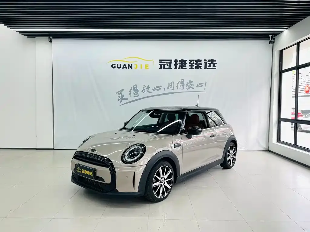 MINI Cooper (3-door) — фото 1