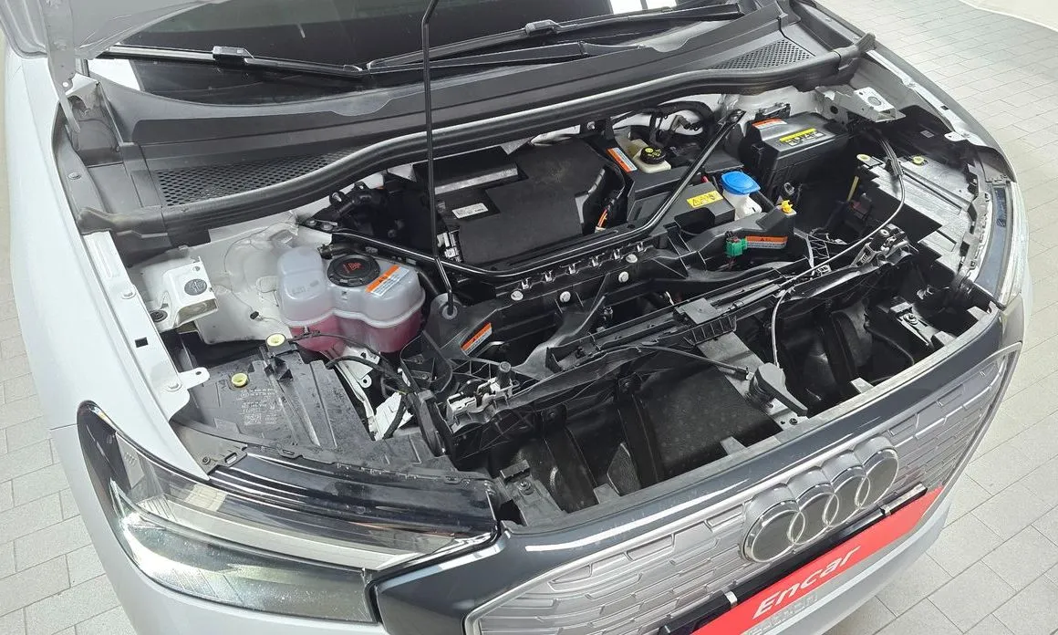 Audi Q4 e-tron 2023 из KR, фото 4