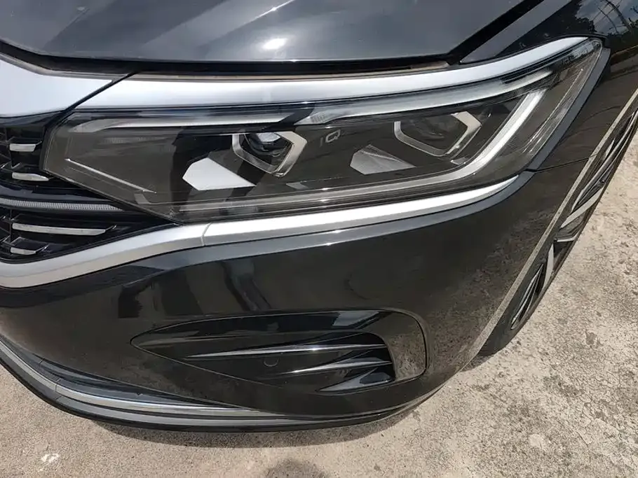 Volkswagen Passat — фото 3