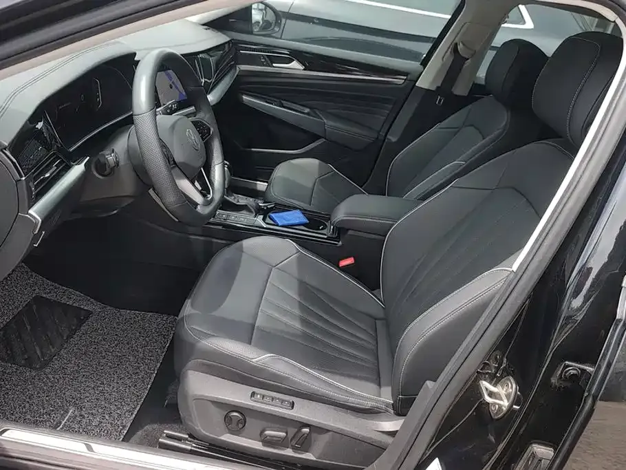 Volkswagen Passat — фото 8