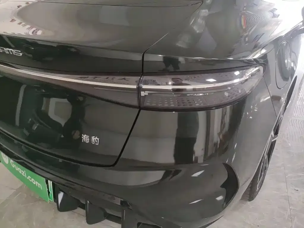 BYD Seal — фото 5